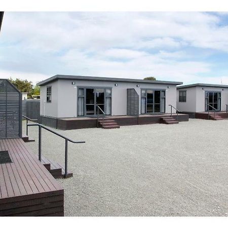Pine Lake View Lodge Kaiapoi Экстерьер фото